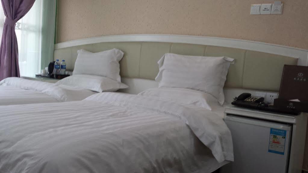Xinghe Boutique Hotel Guangzhou Bus Station Branch Экстерьер фото